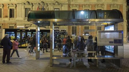 Estudian mejorar la cobertura de las villavesas nocturnas en Pamplona