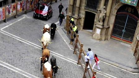 La grabación del filme, que ha arrancado a las 8 horas, ha cortado el tránsito peatonal de varias calles del Casco Viejo hasta las 20 horas