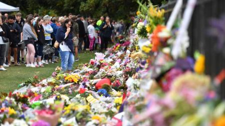 Tensa espera para recibir los cuerpos de las víctimas en la masacre de Nueva Zelanda