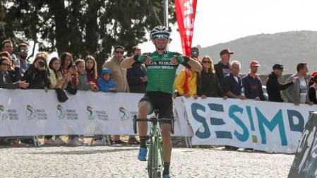 Lastra estrena al Caja Rural-RGA en su décimo aniversario