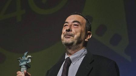 El director de cine, José Luis Garci, tras recibir el premio 'Ciudad de Huelva'.