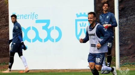 Montañés (Tenerife): "Ante Osasuna vamos a demostrar lo que vale este equipo"