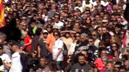 Multitudinaria concentración en Alsasua contra la sentencia de la Audiencia Nacional