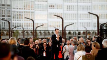 Albert Rivera ofrece al PP formar gobierno para "echar a Sánchez"