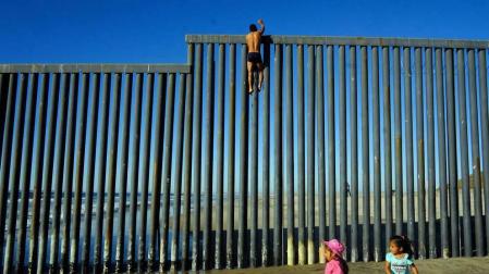 Así es la denominada 'carava migrante'. Miles de emigrantes centroamericanos huyen de la violencia de sus países hacia la frontera con Estados Unidos.