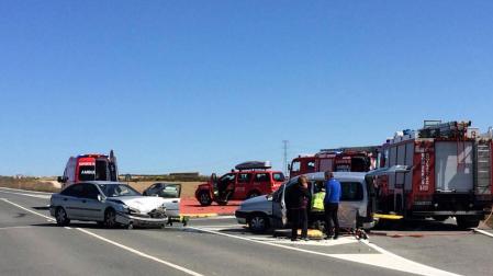 Dos heridos en un accidente de tráfico en la NA-115, en el cruce de Falces