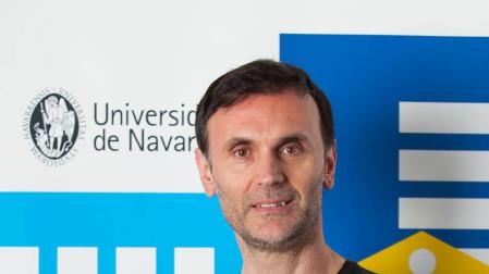 El físico Jorge Mira: "No cambiar la hora sería como llevar abrigo en verano"