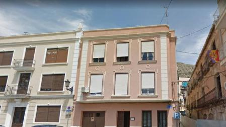 Prisión para el padre que se atrincheró con su hija y lesionó a los agentes que le redujeron