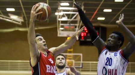 El Basket Navarra sigue peleando el ascenso