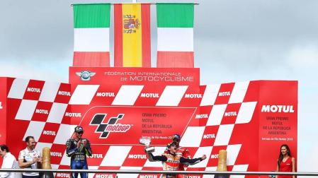 Marc Márquez saca el martillo pilón en Argentina