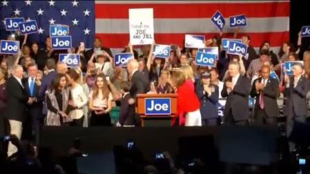 Dos mujeres acusan al exvicepresidente de EE UU Joe Biden de tocarlas de forma inapropiada