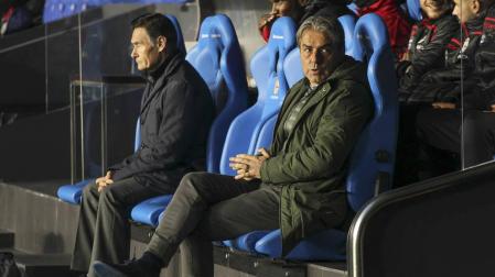 El entrenador del Deportivo mete presión a Osasuna y a Arrasate