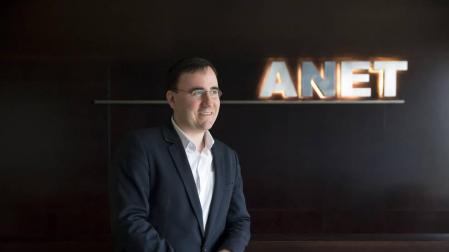 Ignacio Orradre: "No existe tecnología eléctrica para mover un vehículo pesado"