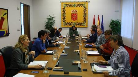 El límite del gasto electoral de cada lista al Parlamento es de 424.000 €