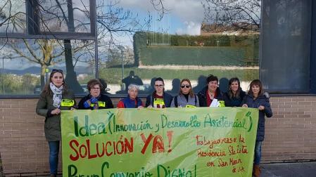 Las trabajadoras de la residencia de San Martín de Unx piden “un convenio digno”