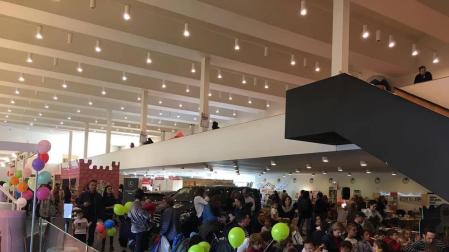 El Palacio de Congresos y Auditorio Baluarte de Pamplona acoge del 12 al 14 de abril una feria con todo tipo de actividades para la familia.