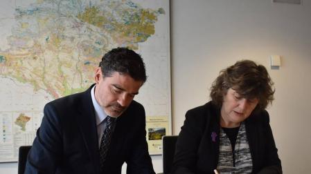 Convenio entre Medio Ambiente y Red Eléctrica para la protección del águila real