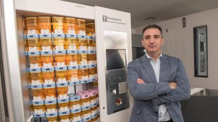 Farmadosis, una expendedora de pastillas que controla la medicación
