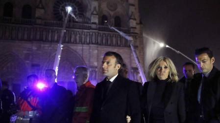 Macron: "Reconstruiremos todos juntos Notre Dame, es nuestra historia"