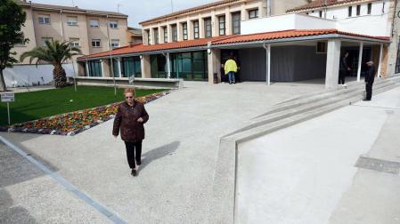 Ribaforada elimina las barreras arquitectónicas en la plaza Félix Buil