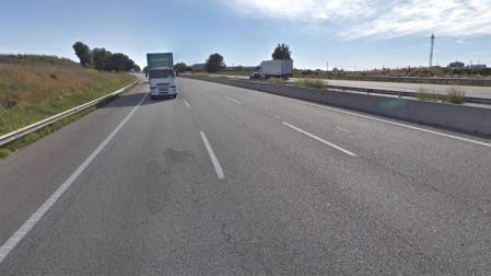 Muere atropellada una mujer al bajar de su coche en la AP-7 en Barcelona