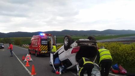 Una persona herida en un accidente entre Acedo y Mués
