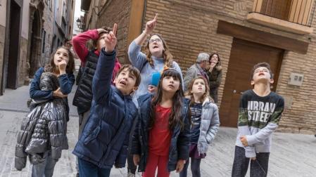 Los niños conocen Tudela..., de pista en pista