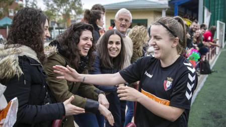 Las pupilas de Mikel Bakaikoa golearon al Revellín y certificaron su clasificación para el playoff y el título de la categoría