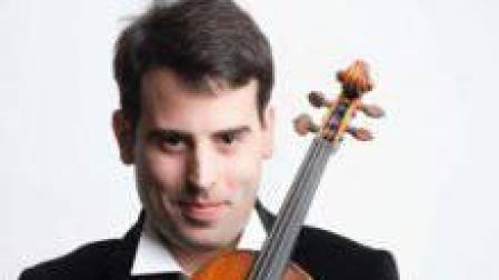La OSN y el violinista Amaury Coeytaux interpretarán a Chaikovski en Baluarte