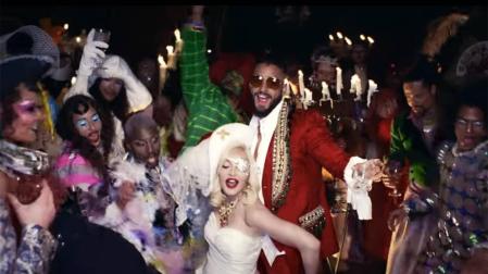 Madonna estrena junto al colombiano Maluma su videoclip 'Medellín'
