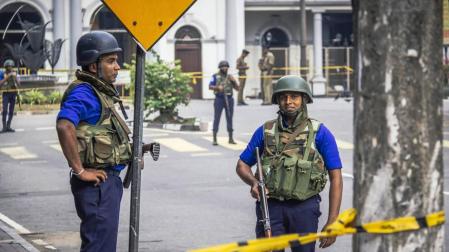 La policía de Sri Lanka ha realizado una serie de redadas para detener a las 140 personas relacionadas con los atentados del Domingo de Resurrección.