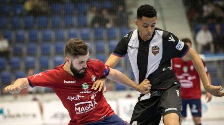 Osasuna Manga logra una victoria para la historia
