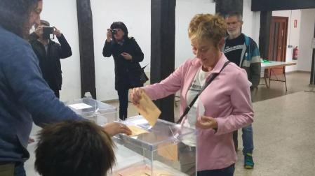 Pozueta (EH Bildu): "Ha llegado el día de quitar la sonrisa a la derecha"