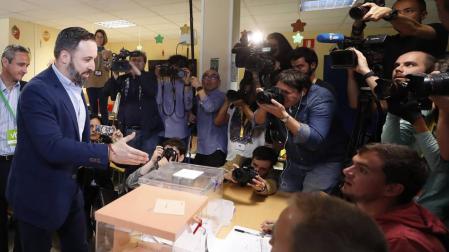 Abascal: "Millones de españoles van a votar con esperanza, sin miedo a nada"