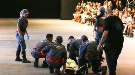 Un modelo muere tras desmayarse en el mayor certamen de moda de Brasil