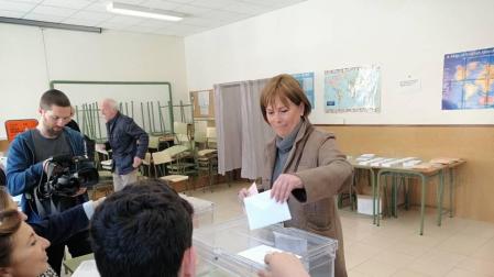 Barkos llama a votar en unas elecciones de "relevancia especial"