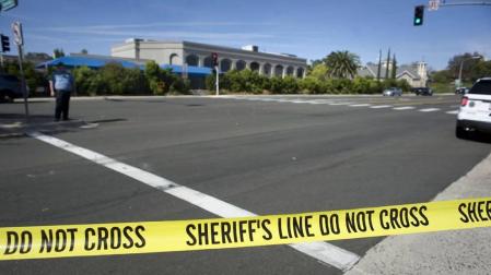 Un muerto y tres heridos en un ataque a una Sinagoga en California