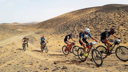 Fallece el español Fernando Civera en la prueba Garmin Titan Desert
