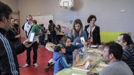 El PSOE fagocita a Podemos y recoge sus votos en la Comarca