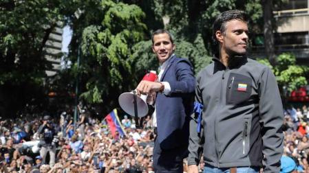 Guaidó anima a los militares leales a Maduro a que se sumen a la "Operación Libertad"
