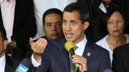 Guaidó convoca una marcha para entregar un manifiesto a las Fuerzas Armadas