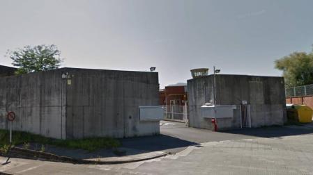 Exterior de la prisión en Basauri.