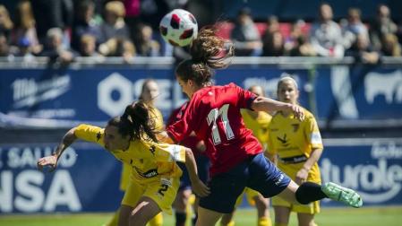 Osasuna Femenino superó al Santa Teresa Badajoz (2-1) con goles de Patricia Zugasti y Lorena Herrera, pero no logró el pase a la final de la fase de ascenso a LaLiga Iberdrola, en un duelo en el que las navarras mostraron mayor ambición en el campo que su rival.
