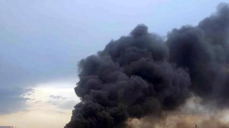 Al menos 40 muertos tras arder un avión en un aeropuerto de Moscú