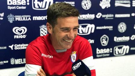 Luis Carrión: "Es la primera vez que veo a un mediocentro salir tan aplaudido"