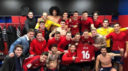 Las celebraciones de los jugadores de Osasuna en el vestuario, fotografiadas desde la 18ª jornada, muestran la unión del grupo.