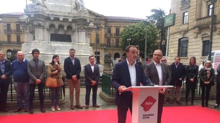 Esparza (Na+) alerta del riesgo para Navarra del nacionalismo y el populismo radical