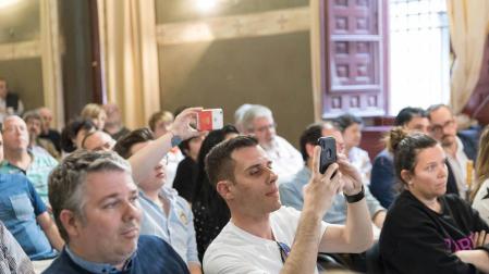 Reproches por la limpieza, pero quorum en que la ciudad está sucia
