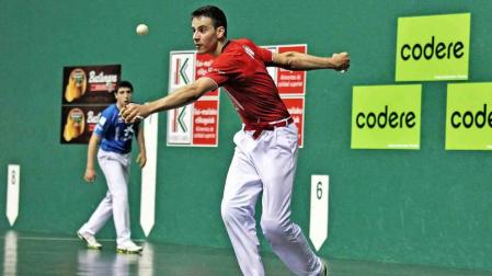 Darío, a la final a base de dejadas en el Labrit