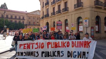 Manifestación en Pamplona para reivindicar unas pensiones públicas dignas